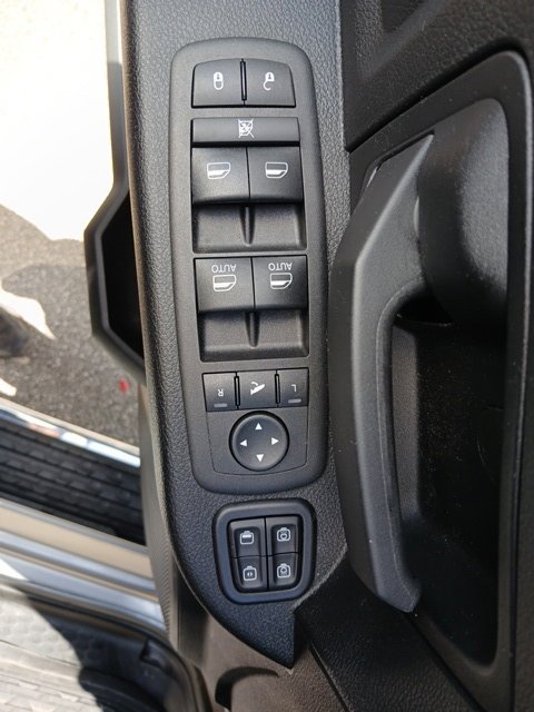 Used 2024 RAM 3500 Tradesman w/ Chrome Appearance Group AWD/4WD image 45
