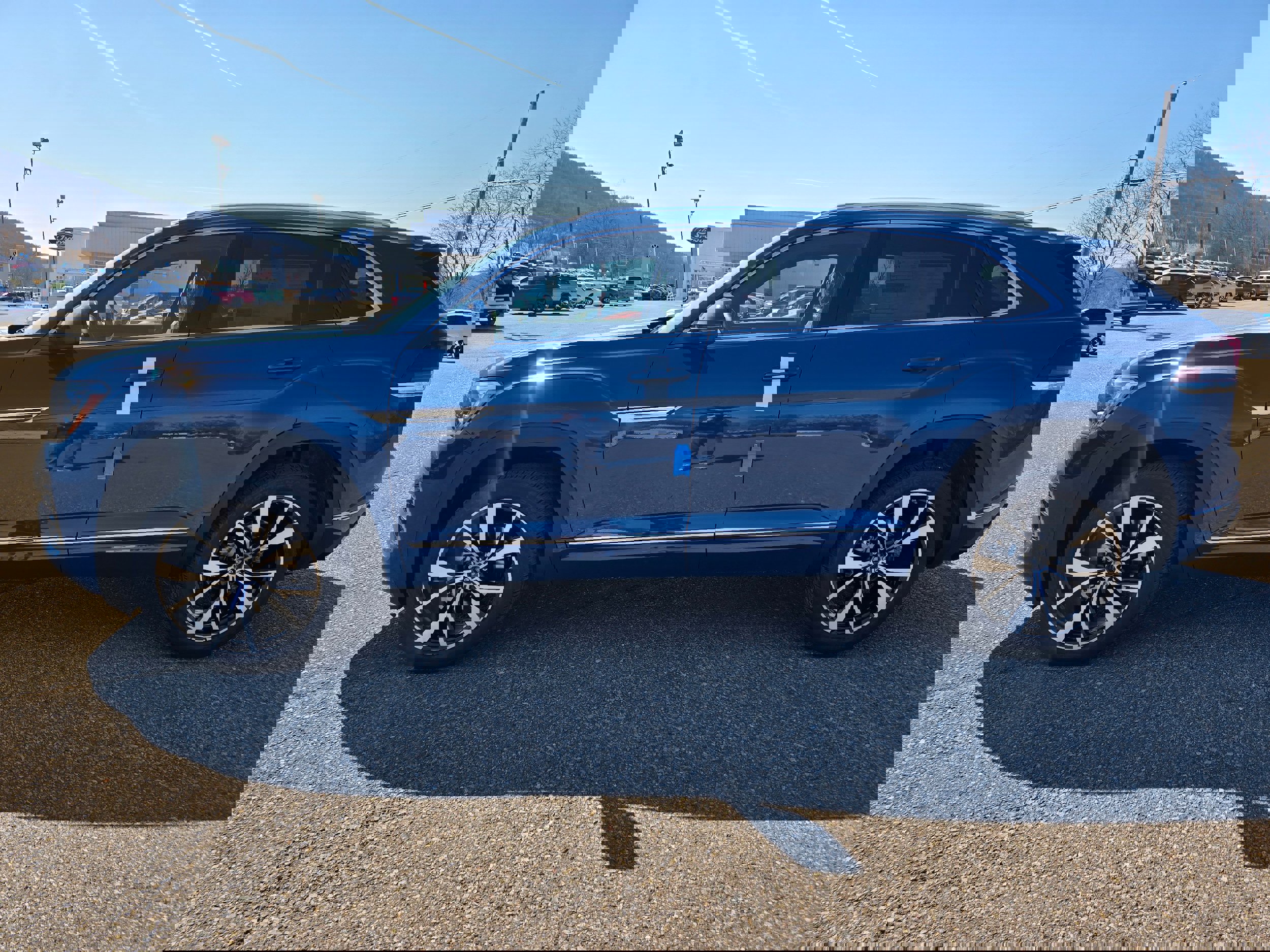 New 2025 Volkswagen Atlas Cross Sport SEL Premium R-Line image 4