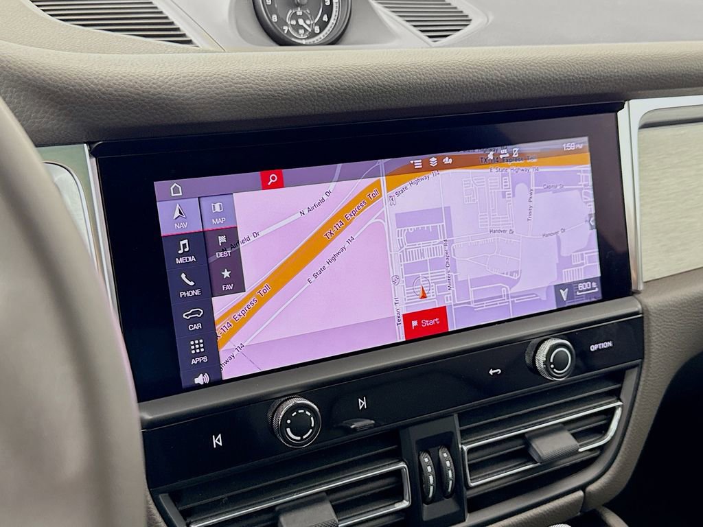 Certified 2023 Porsche Macan Turbo AWD/4WD image 19