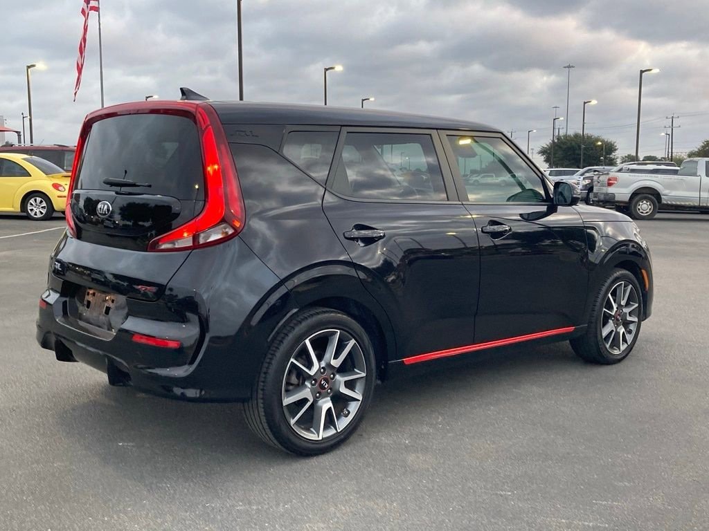 Used 2020 Kia Soul GT-Line w/ Option Group 015 FWD image 5