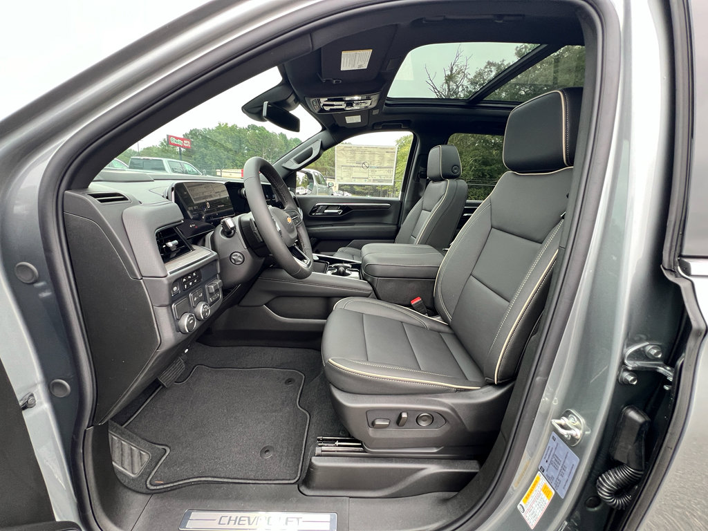 New 2026 Chevrolet Suburban Premier w/ Sun And Tow Package image 33