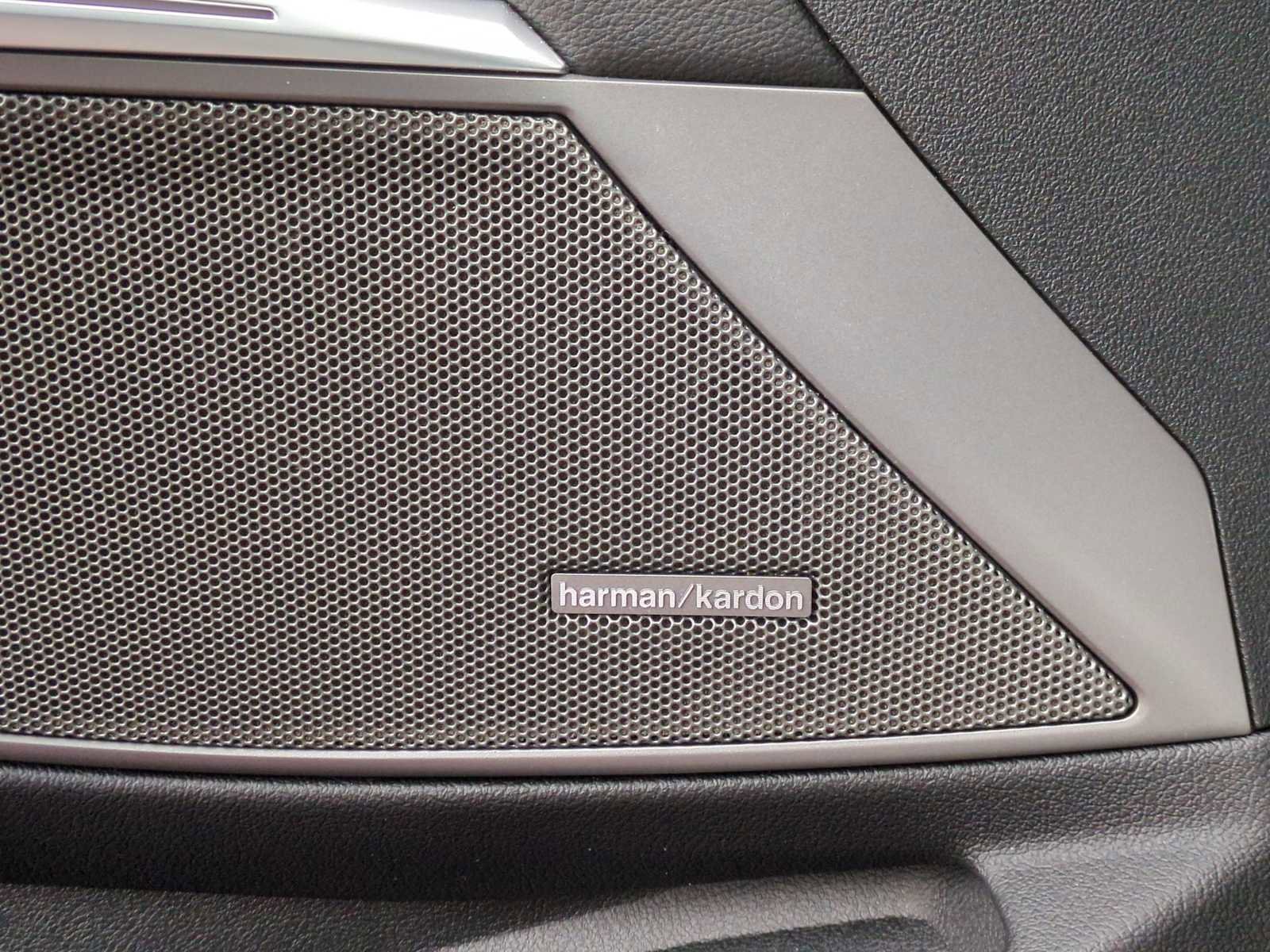 Used 2020 BMW 330i xDrive Sedan w/ Premium Package image 32