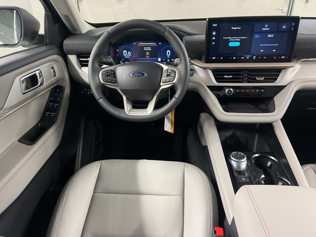 New 2026 Ford Explorer Active w/ Active Comfort Package image 8