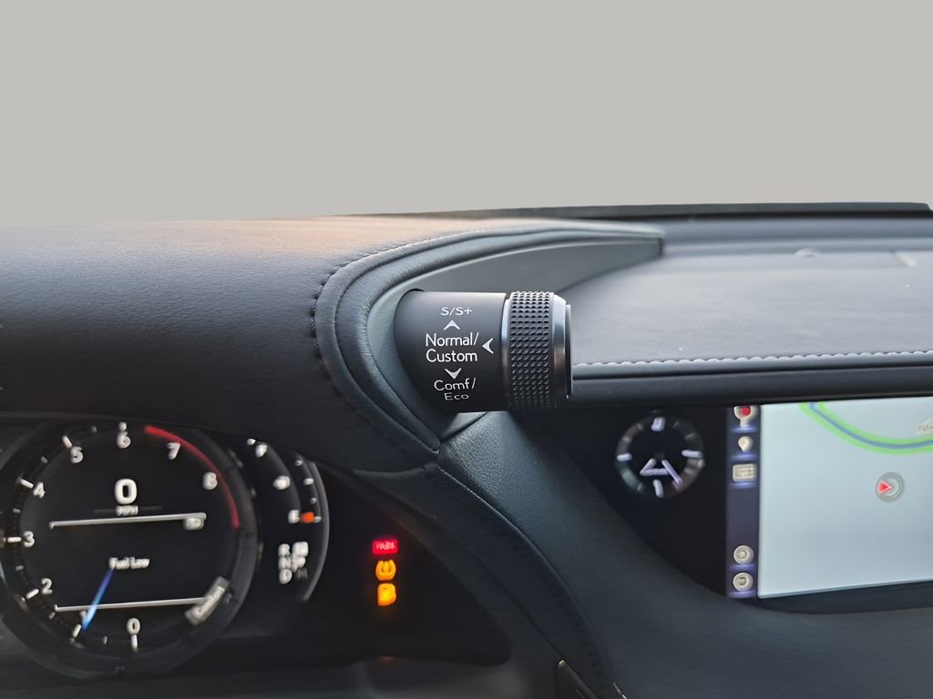 Used 2018 Lexus LS 500 F Sport w/ Accessory Package (Z2) image 39