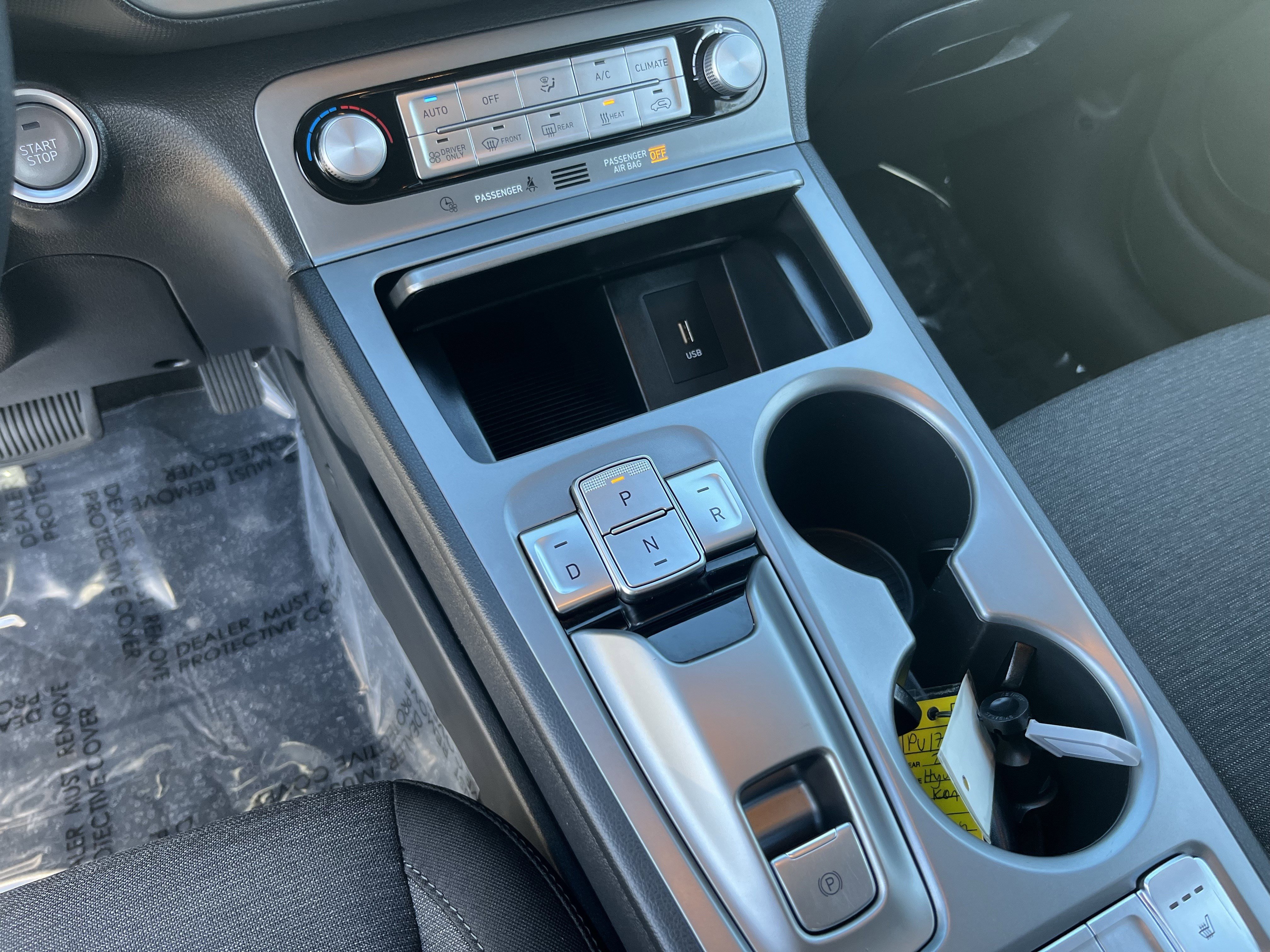 Certified 2023 Hyundai Kona SE w/ Cargo Package image 23