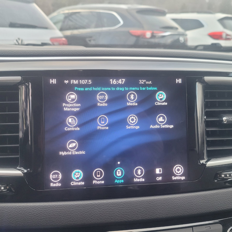 Used 2018 Chrysler Pacifica Touring Plus image 15