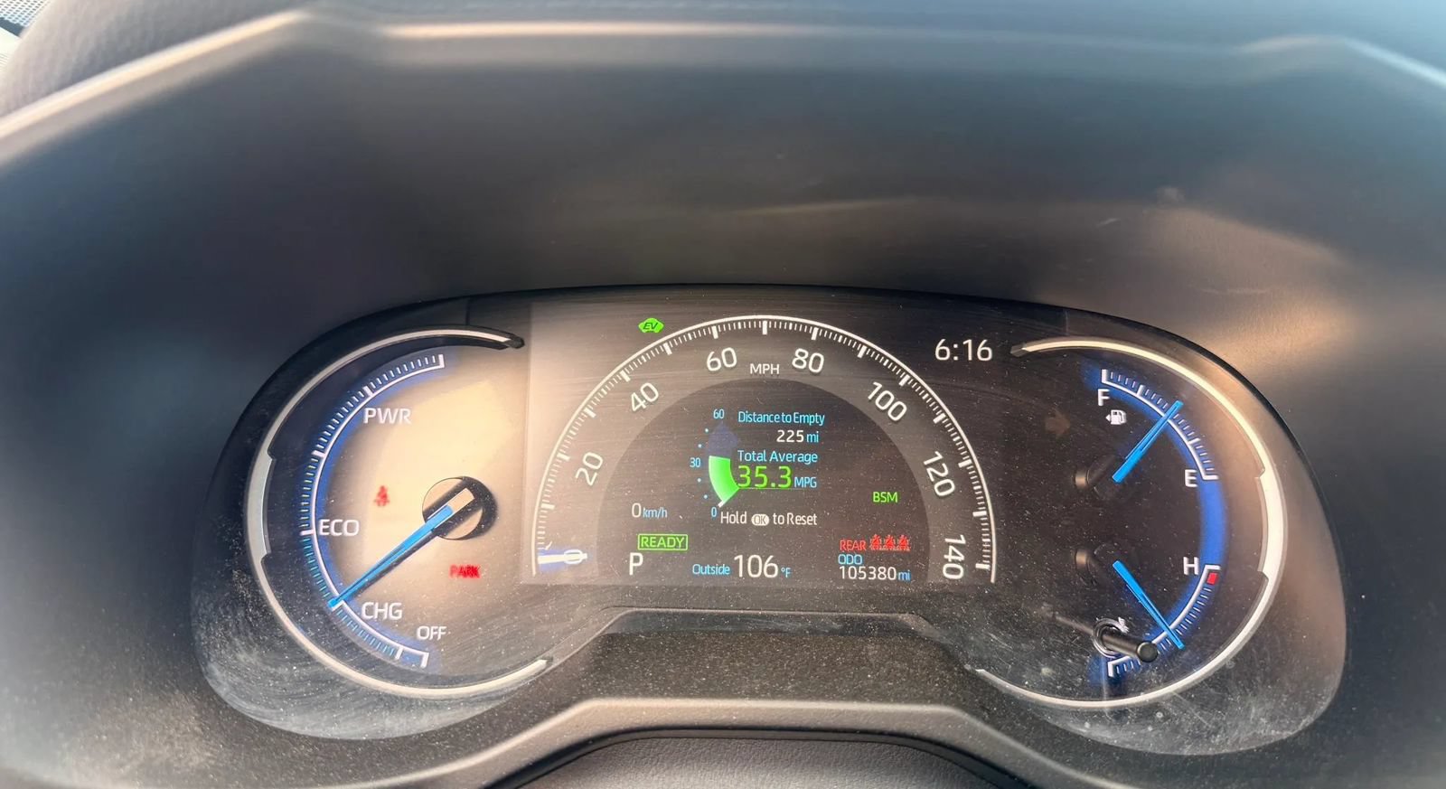 Used 2019 Toyota RAV4 Limited AWD/4WD image 18