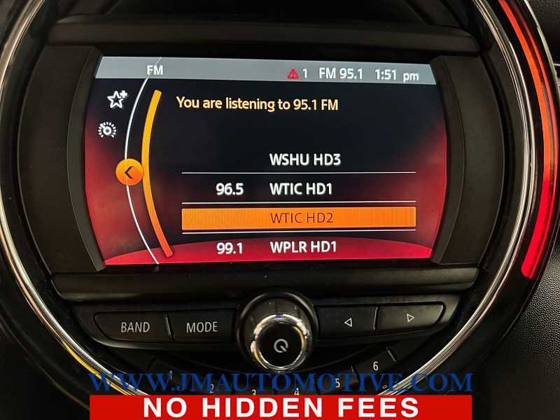 Used 2019 MINI Cooper S w/ Signature Upholstery Package image 24