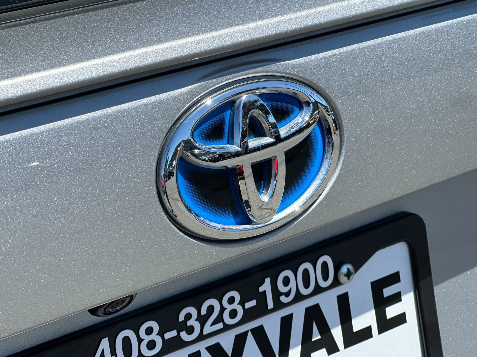 Used 2022 Toyota RAV4 LE image 25