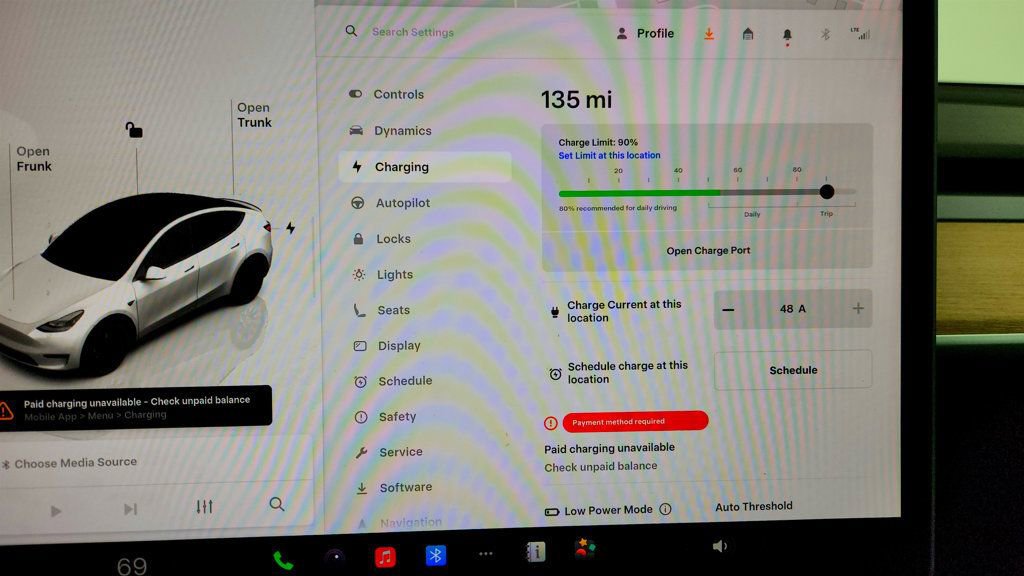 Used 2025 Tesla Model Y Performance image 18