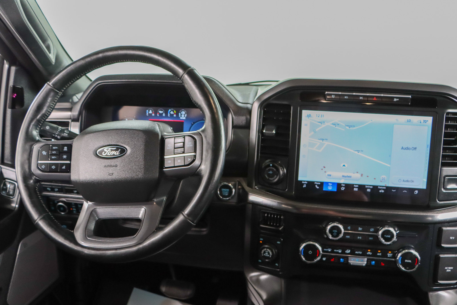 Used 2024 Ford F150 Lariat AWD/4WD image 18