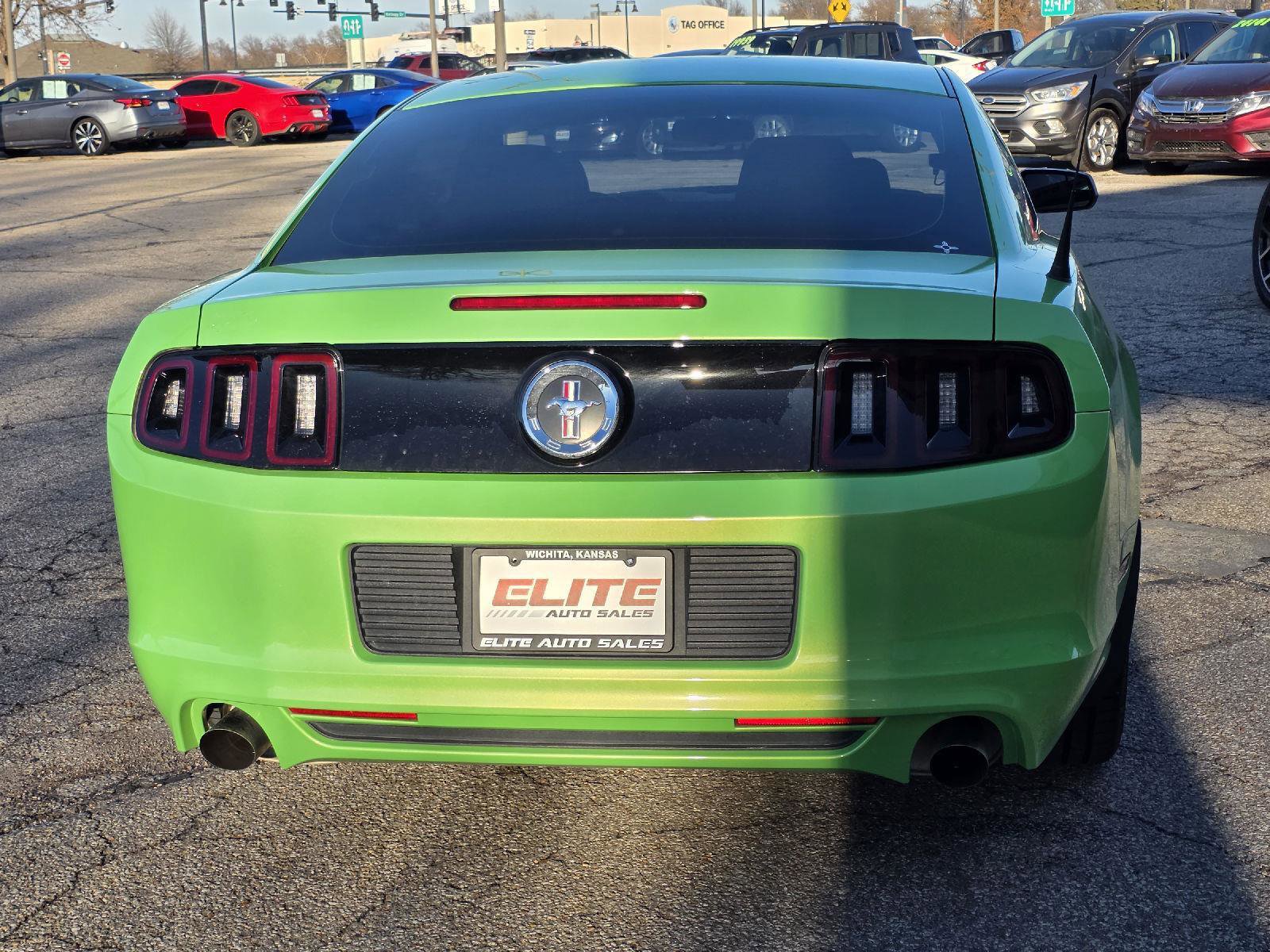 Used 2014 Ford Mustang Coupe w/ V6 Performance Package image 6