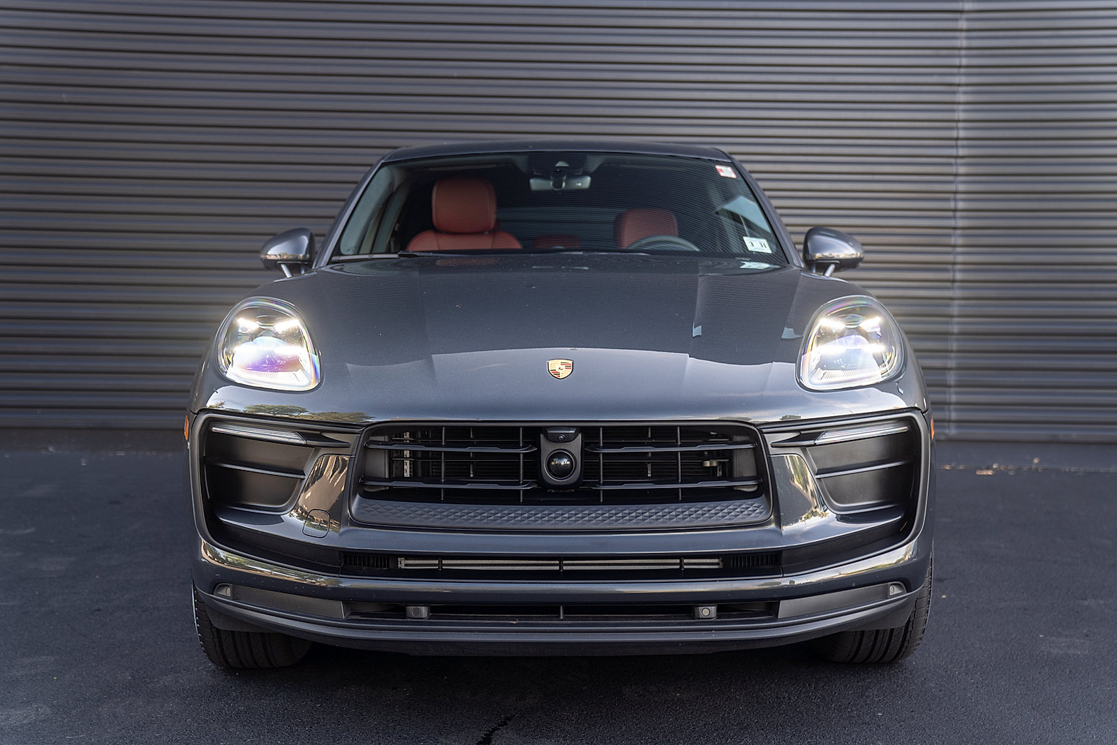 Used 2026 Porsche Macan AWD/4WD image 25