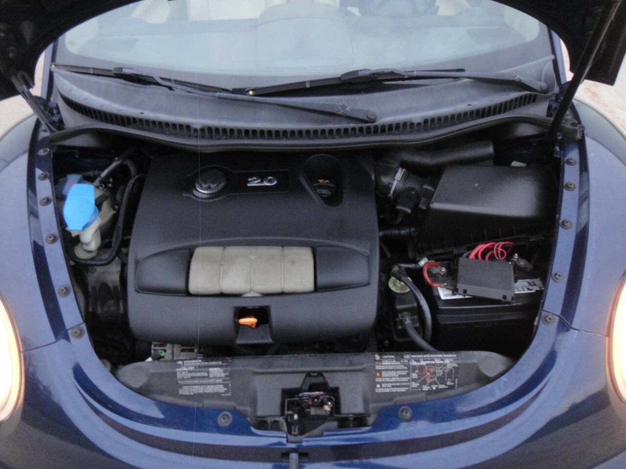 Used 2004 Volkswagen Beetle GLS FWD image 15