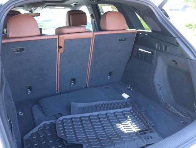 Used 2025 Audi Q5 2.0T Premium Plus image 3