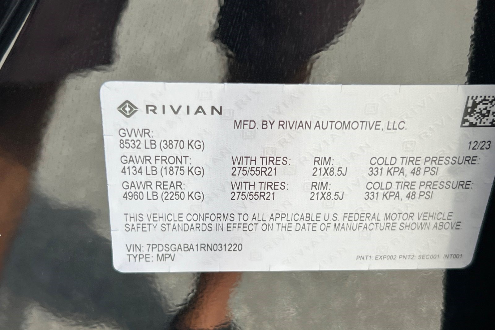 Used 2024 Rivian R1S Adventure AWD/4WD image 30