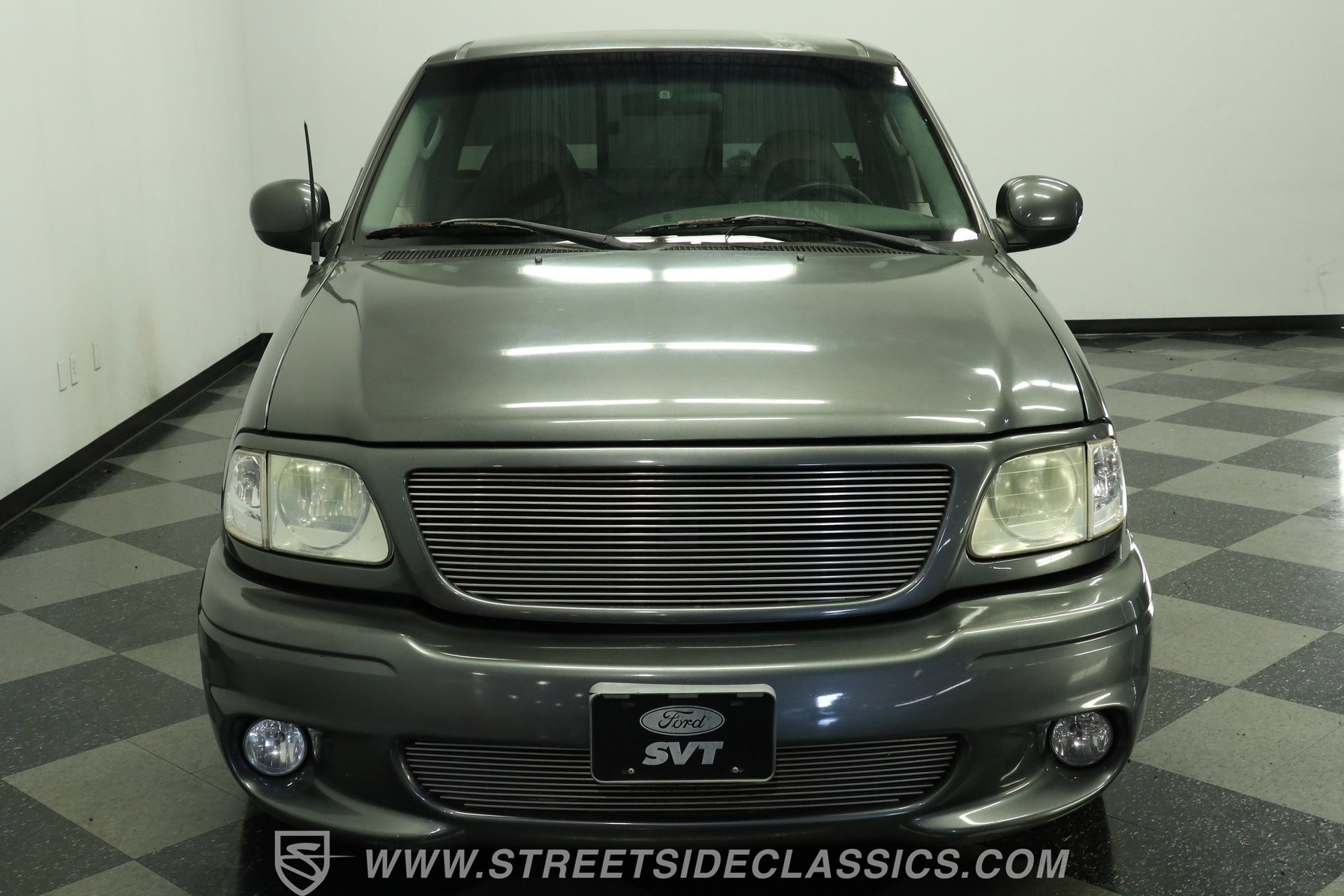 Used 2003 Ford F150 Lightning RWD image 16