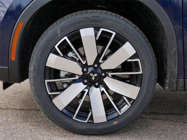 New 2026 Mitsubishi Outlander SE AWD/4WD image 3