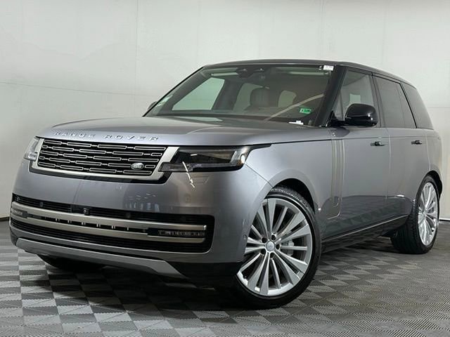 New 2025 Land Rover Range Rover SE