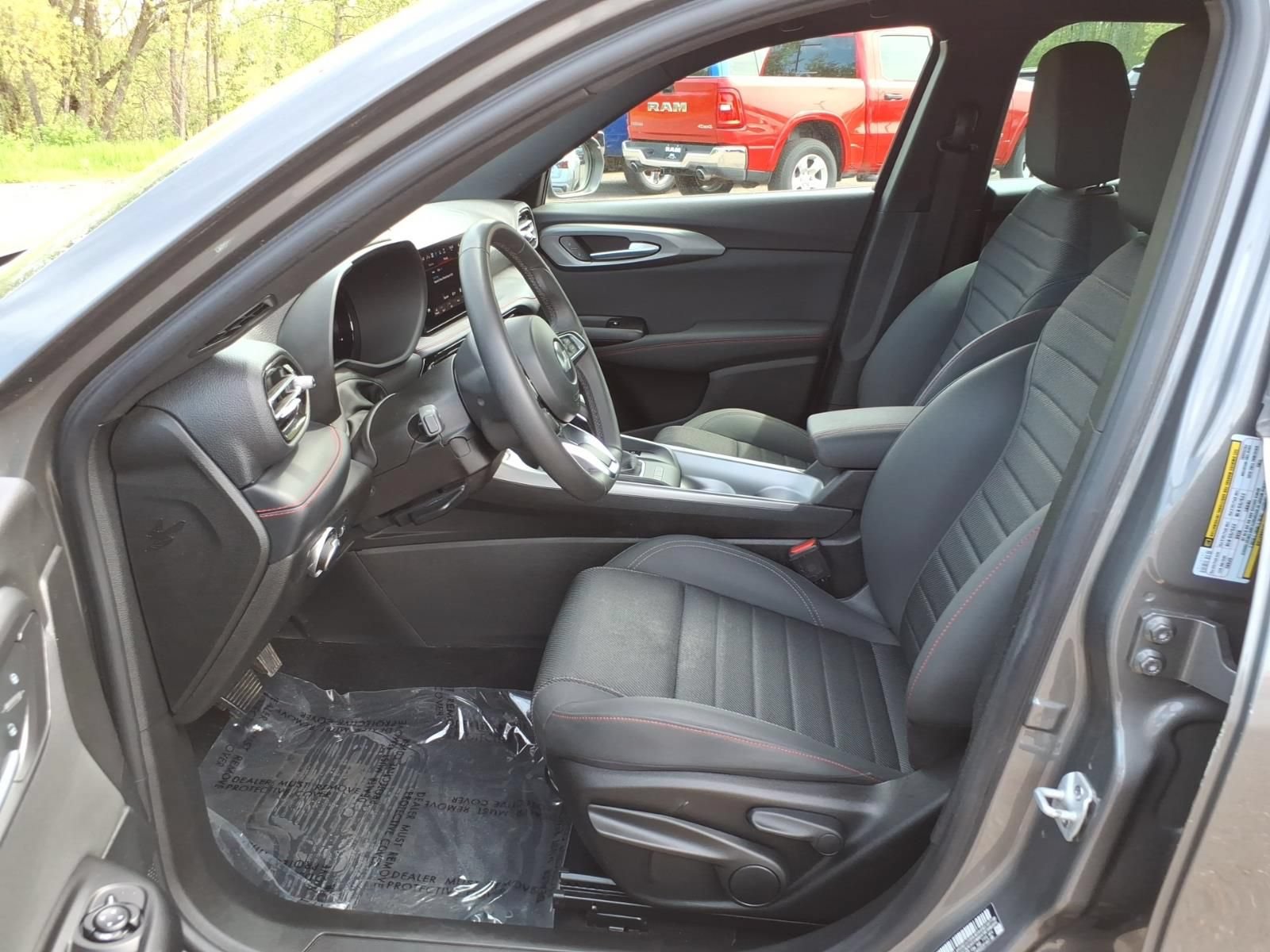 Used 2024 Dodge Hornet GT w/ GT Blacktop Package AWD/4WD image 14