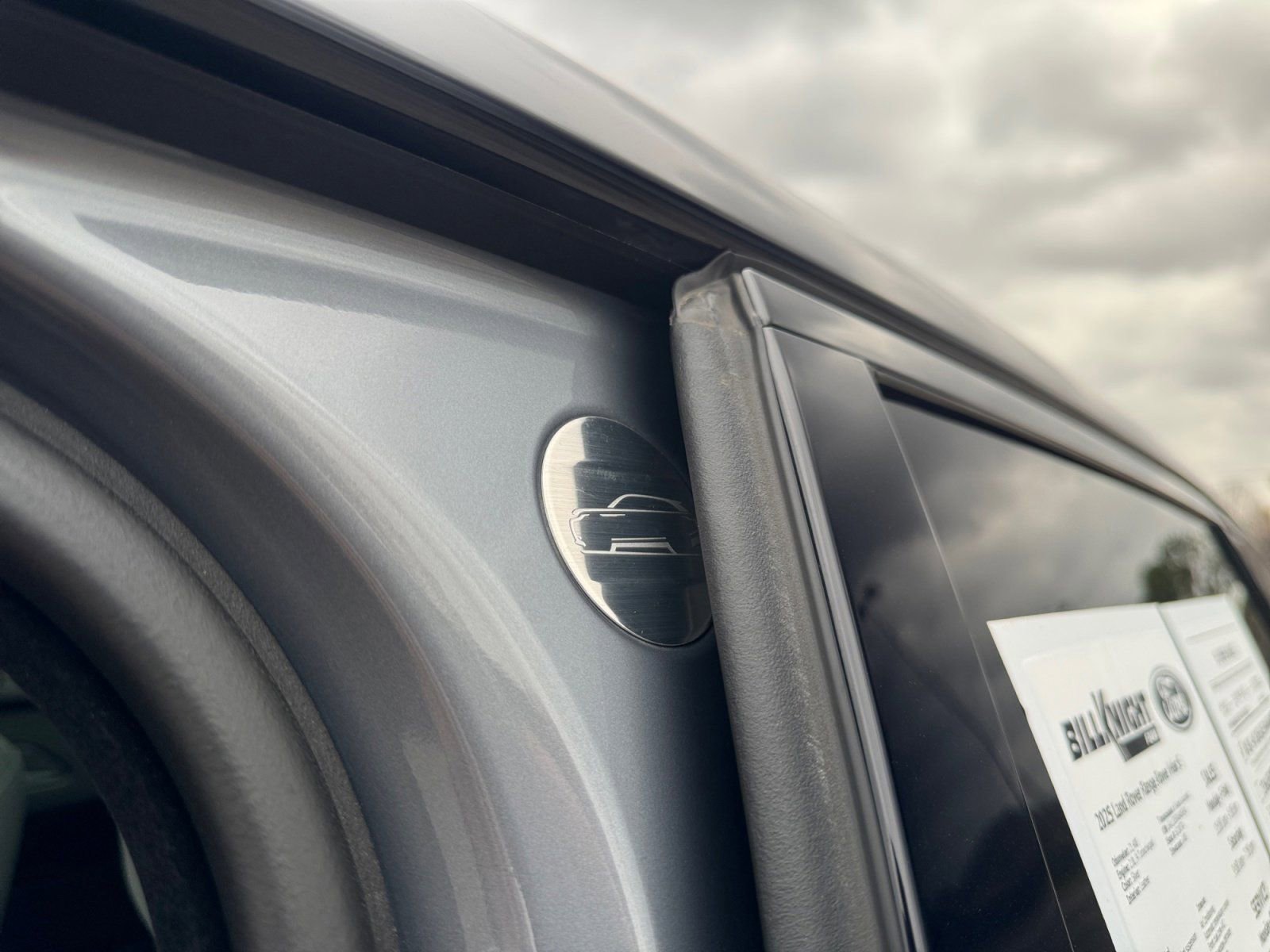 Used 2025 Land Rover Range Rover Velar S image 32