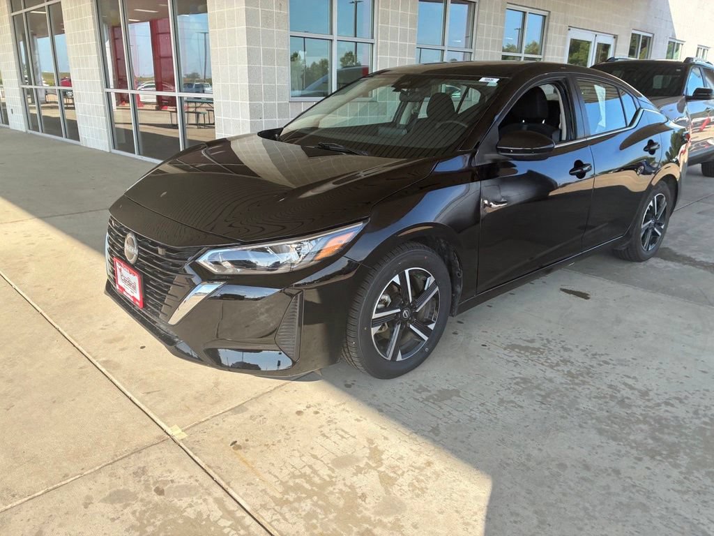 Used 2025 Nissan Sentra SV FWD image 3