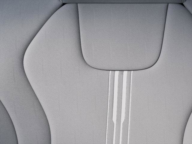 New 2025 Hyundai Elantra Sport image 17