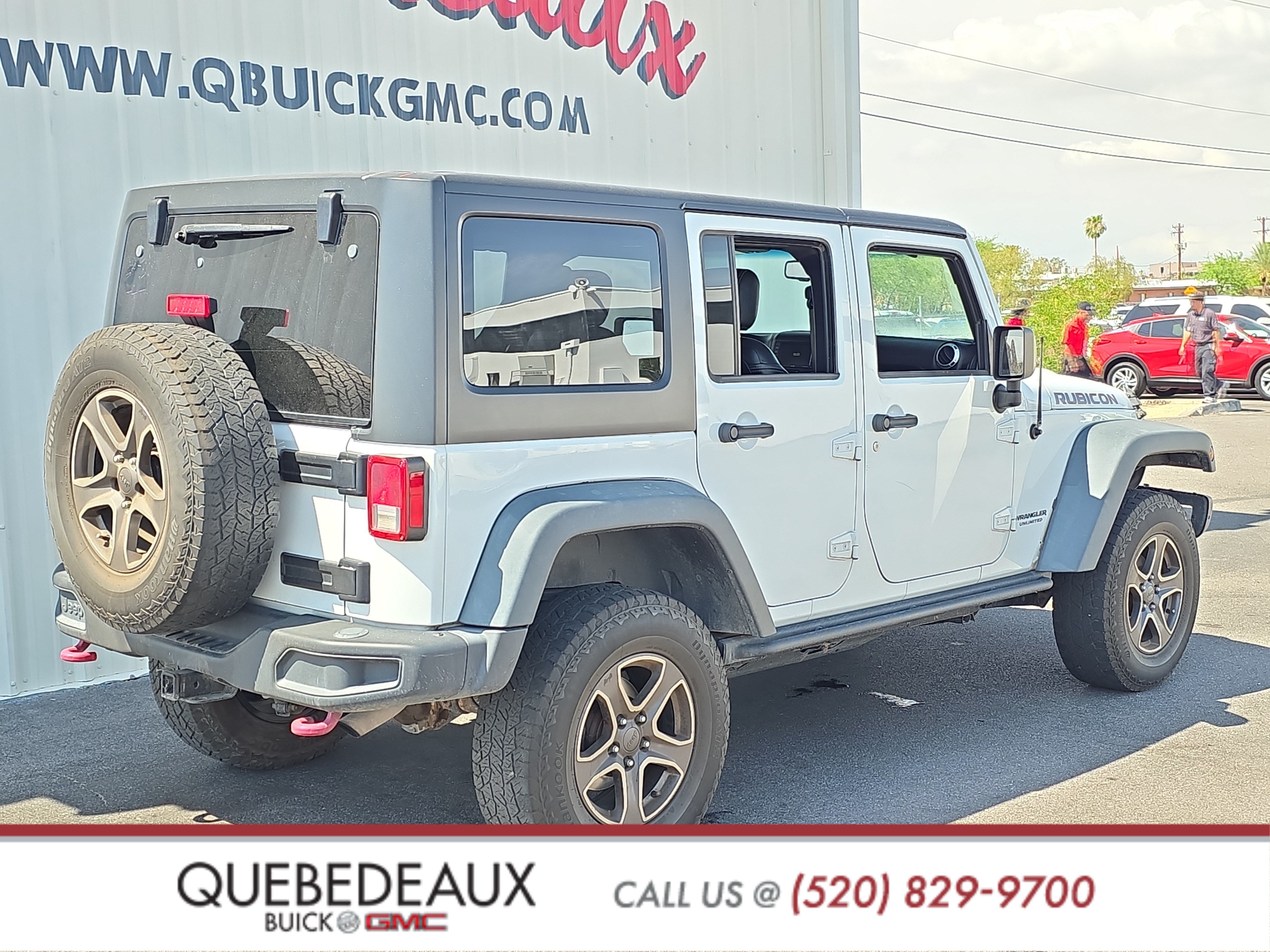 Used 2015 Jeep Wrangler Unlimited Rubicon w/ Dual Top Group AWD/4WD image 7