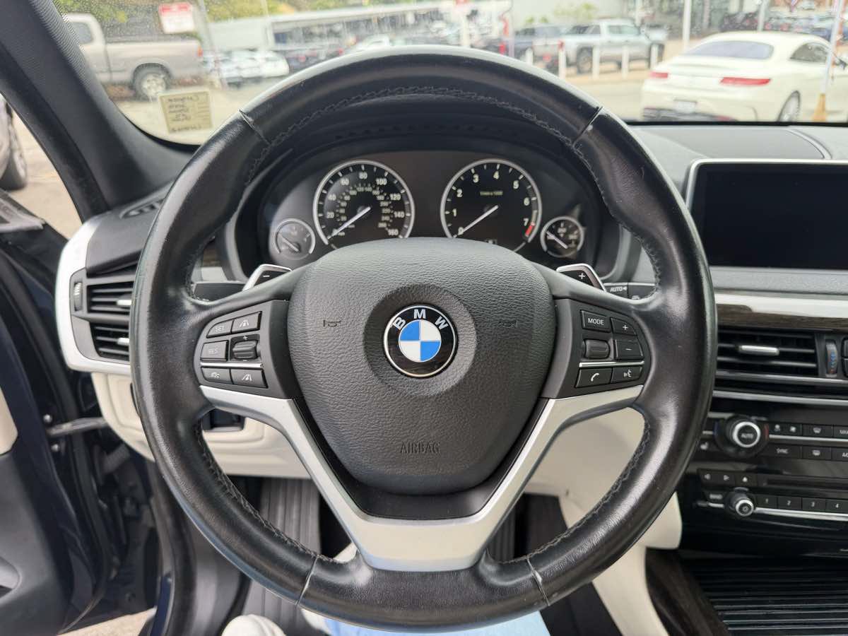Used 2018 BMW X5 xDrive40e AWD/4WD image 14