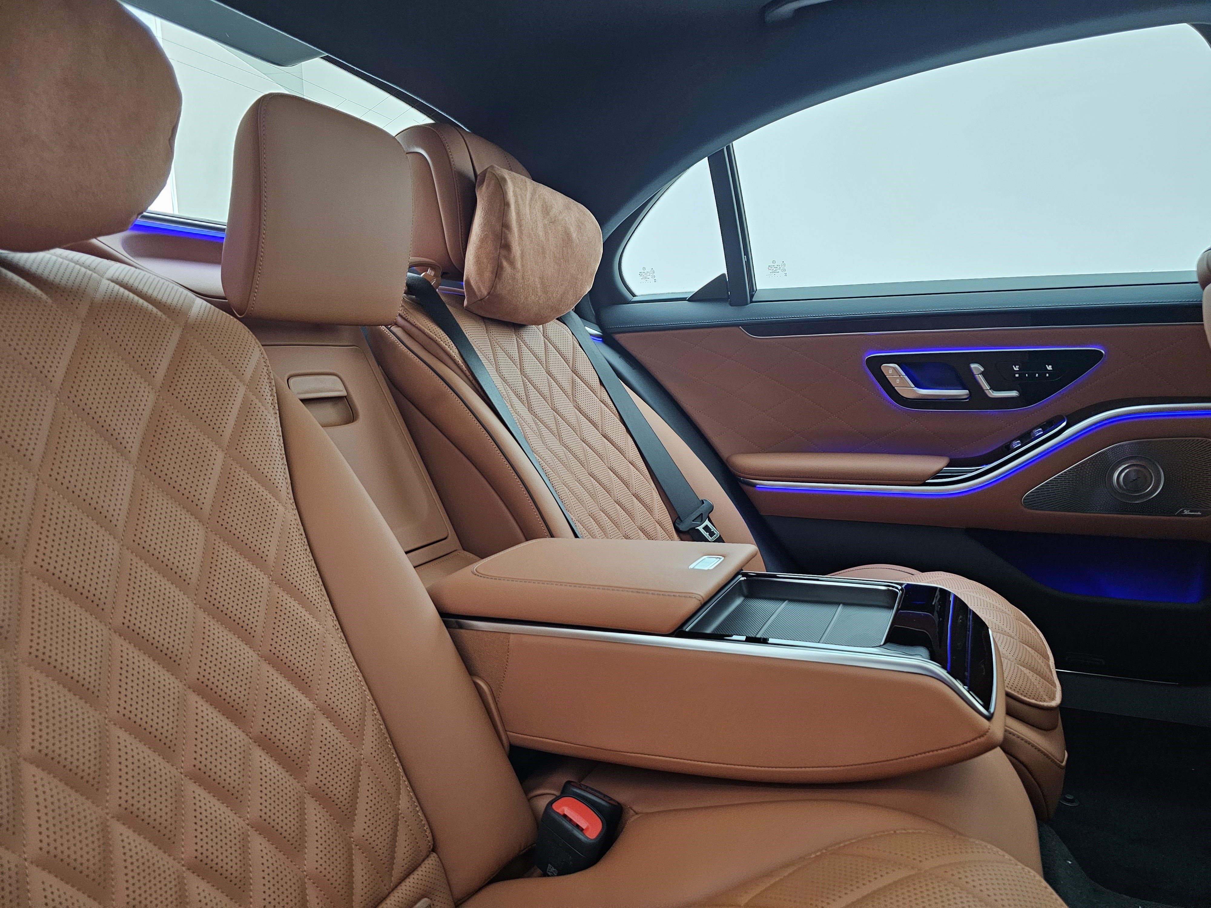 New 2026 Mercedes-Benz S 580 4MATIC Sedan image 26