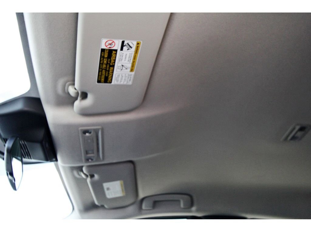 New 2026 Nissan Kicks SV w/ Charging Package FWD image 21