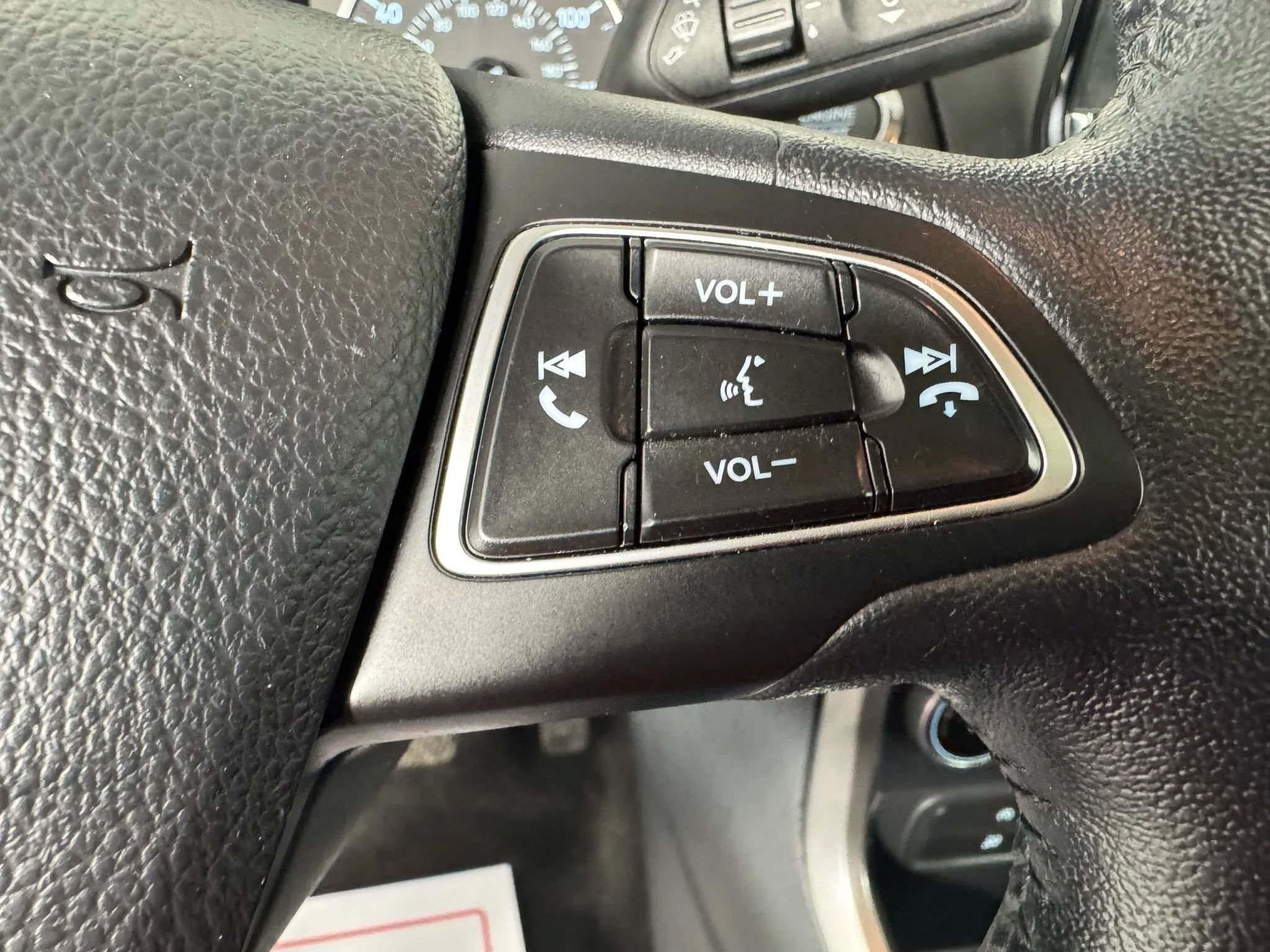Used 2019 Ford EcoSport SE w/ SE Convenience Package AWD/4WD image 17