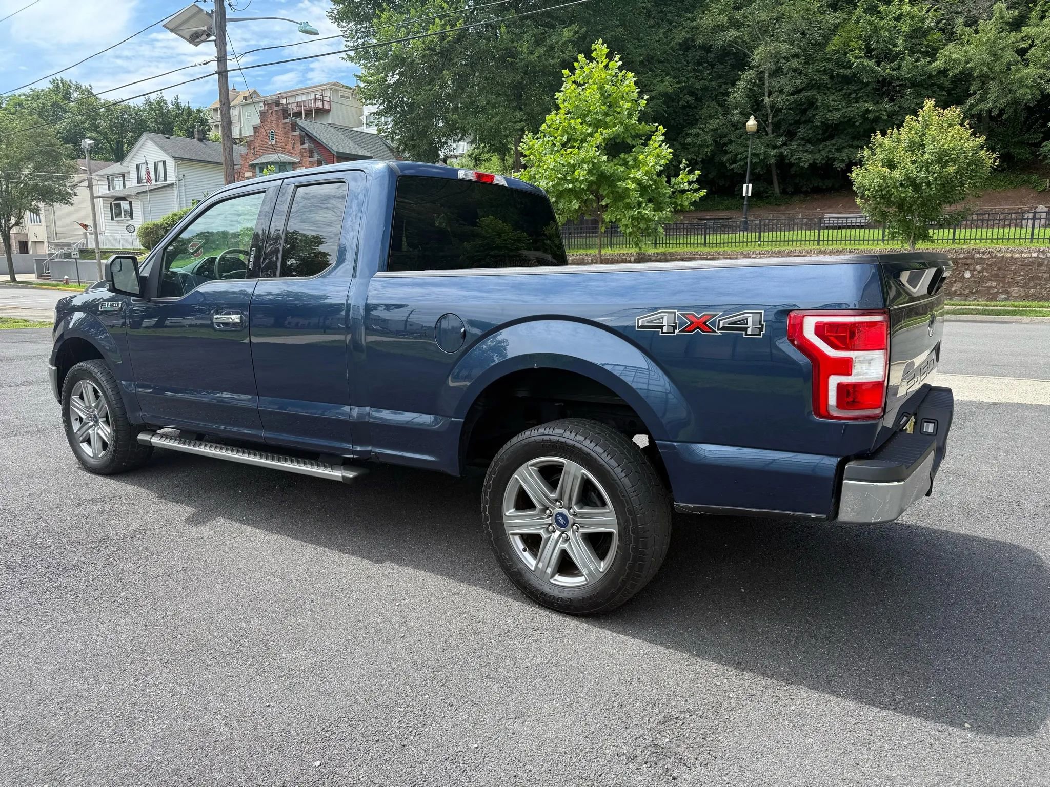 Used 2018 Ford F150 XLT w/ Equipment Group 301A Mid image 5