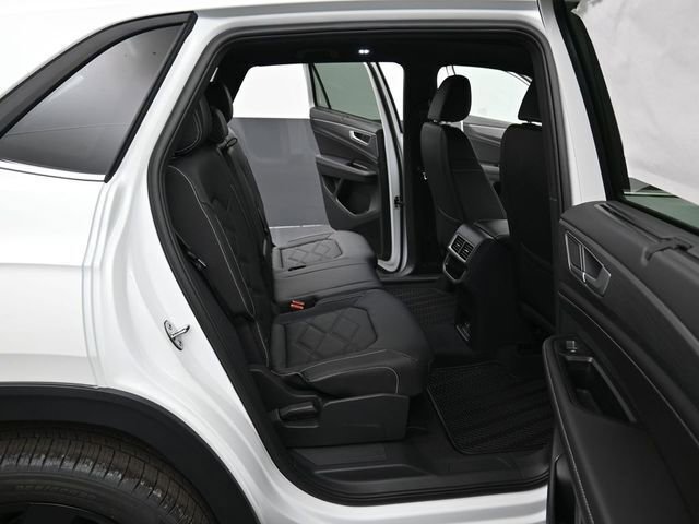 New 2026 Volkswagen Atlas Cross Sport SE AWD/4WD image 13