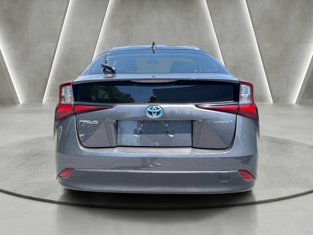 Used 2022 Toyota Prius LE FWD image 6