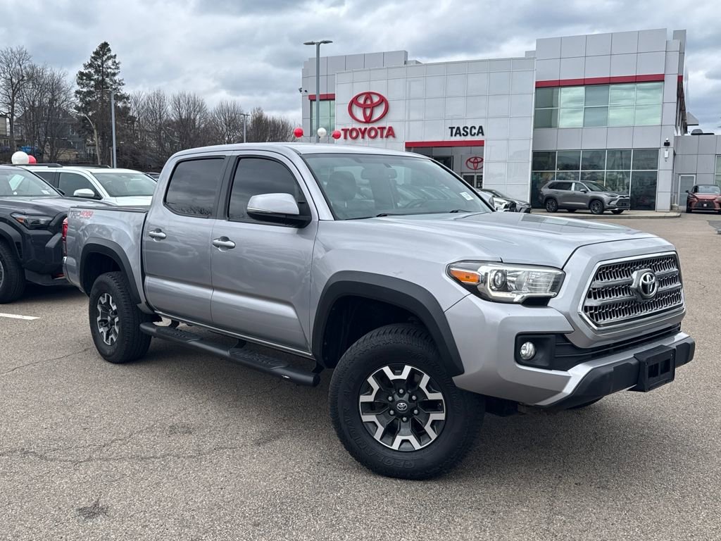 Used 2016 Toyota Tacoma TRD Off-Road w/ Towing Package image 1