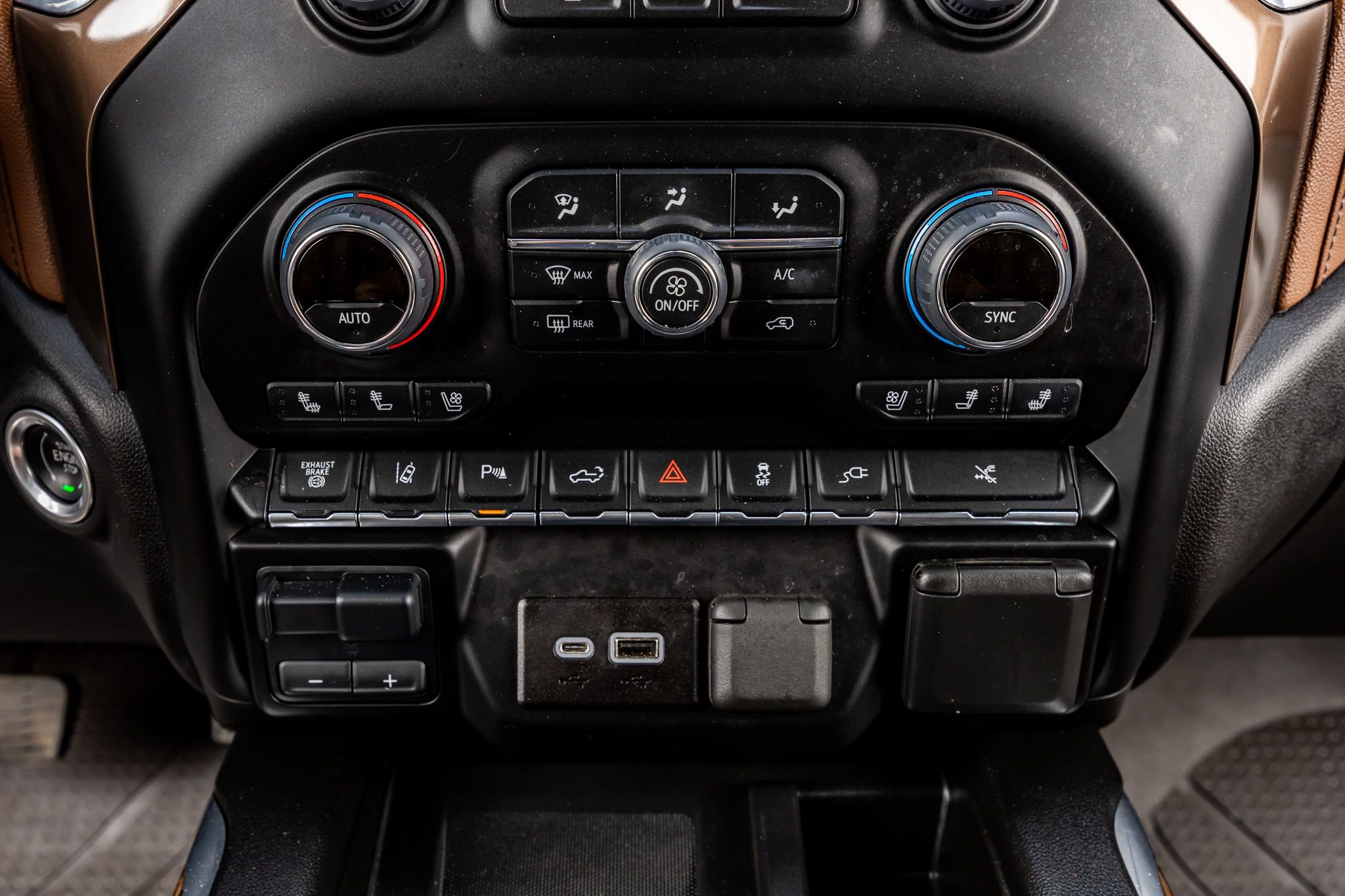 Used 2023 Chevrolet Silverado 3500 High Country image 26