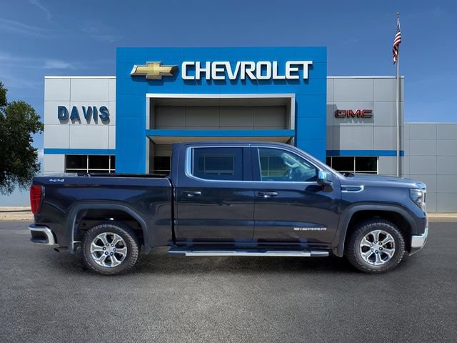 Used 2022 GMC Sierra 1500 SLE AWD/4WD image 2
