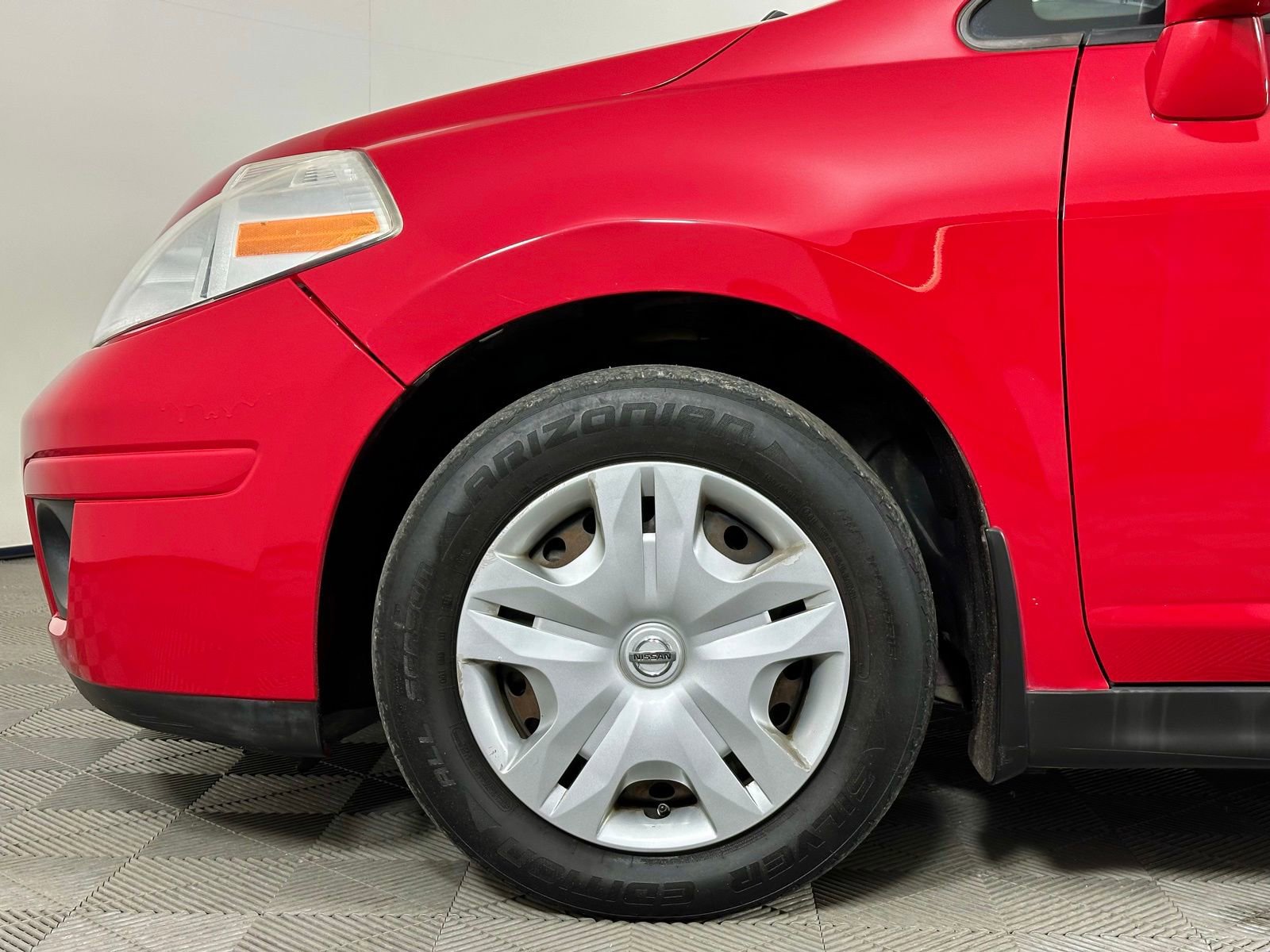 Used 2012 Nissan Versa 1.8 S w/ Plus Pkg FWD image 6