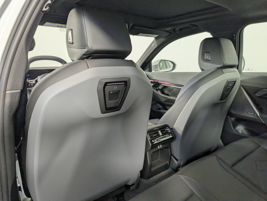 New 2027 BMW 530i xDrive w/ Premium Package AWD/4WD image 13
