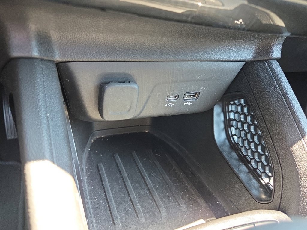 Used 2025 Chevrolet TrailBlazer LT FWD image 39