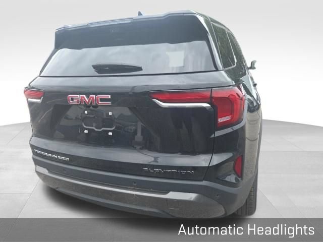 Used 2025 GMC Terrain Elevation w/ Technology Package II AWD/4WD image 7