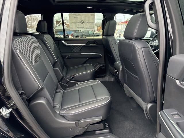 New 2026 GMC Acadia Denali w/ Super Cruise Package AWD/4WD image 10
