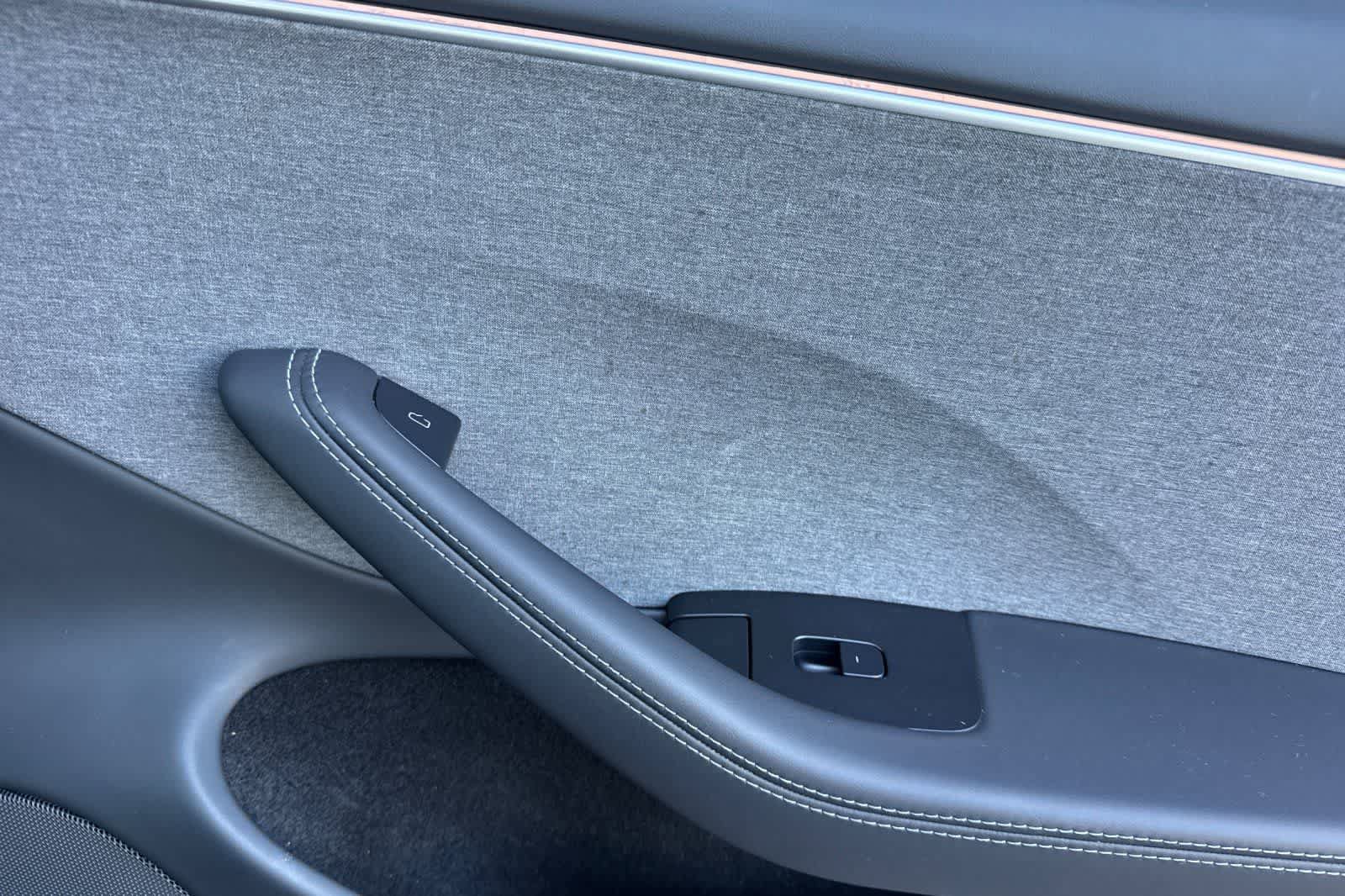 Used 2024 Tesla Model 3 Standard Range RWD image 18