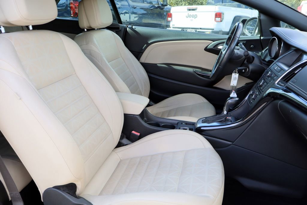 Used 2017 Buick Cascada Premium image 24