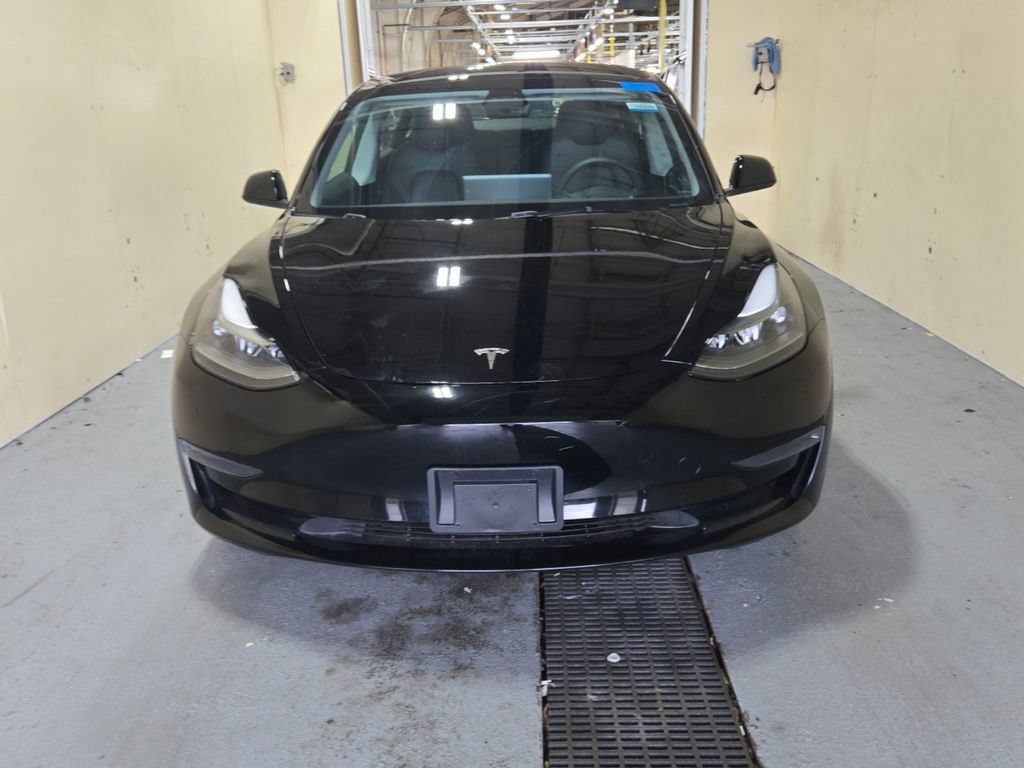 Used 2023 Tesla Model 3 Standard Range RWD image 2