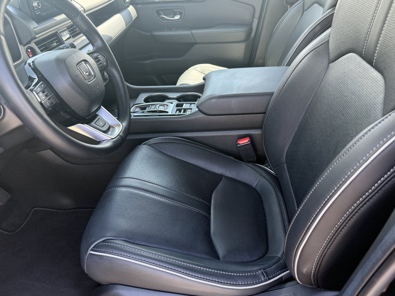 Certified 2025 Honda Pilot Elite image 11