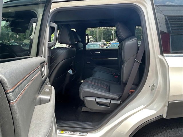 New 2025 Nissan Armada PRO-4X w/ Pro-4X Premium Package image 21