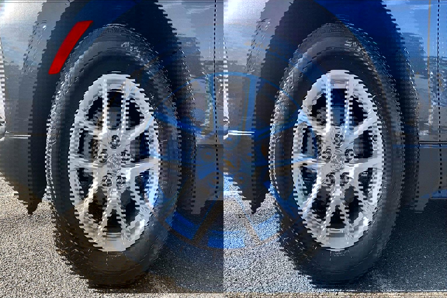 Used 2023 Chevrolet Equinox LT image 9