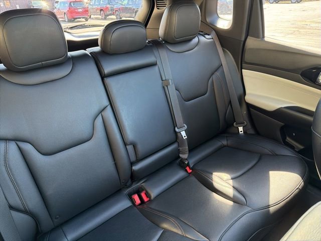 Used 2024 Jeep Compass Limited w/ Sun and Sound Group image 16